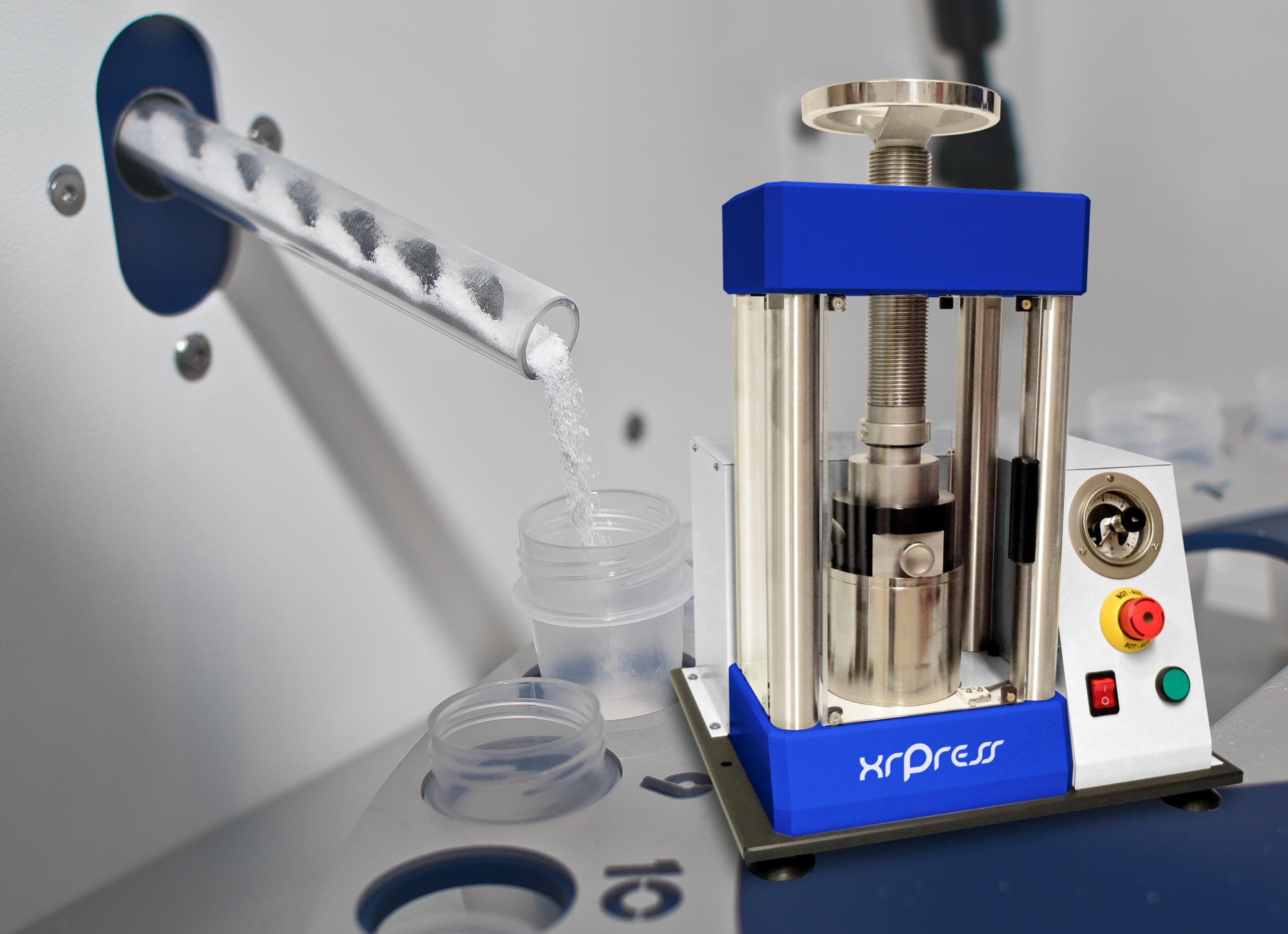 Automatic weighing of XRF Press Pellet binders XRF