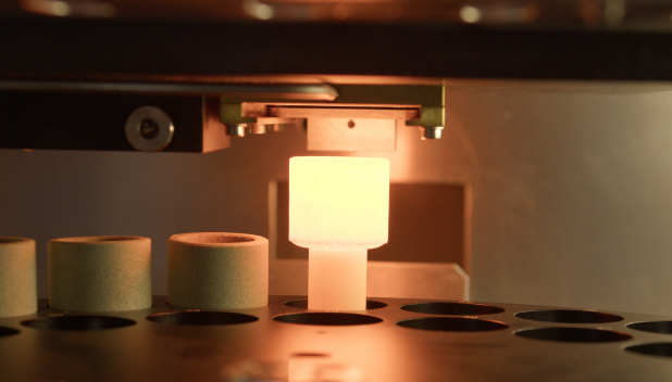 Sample unloading after analysis process